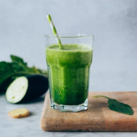 Smoothie Detox Veggie (Espinaca-Apio-Manzana-Kale)