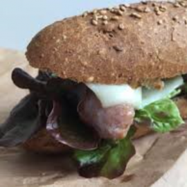 Bocadillo Hamburguesa de Butifarra Artesanal